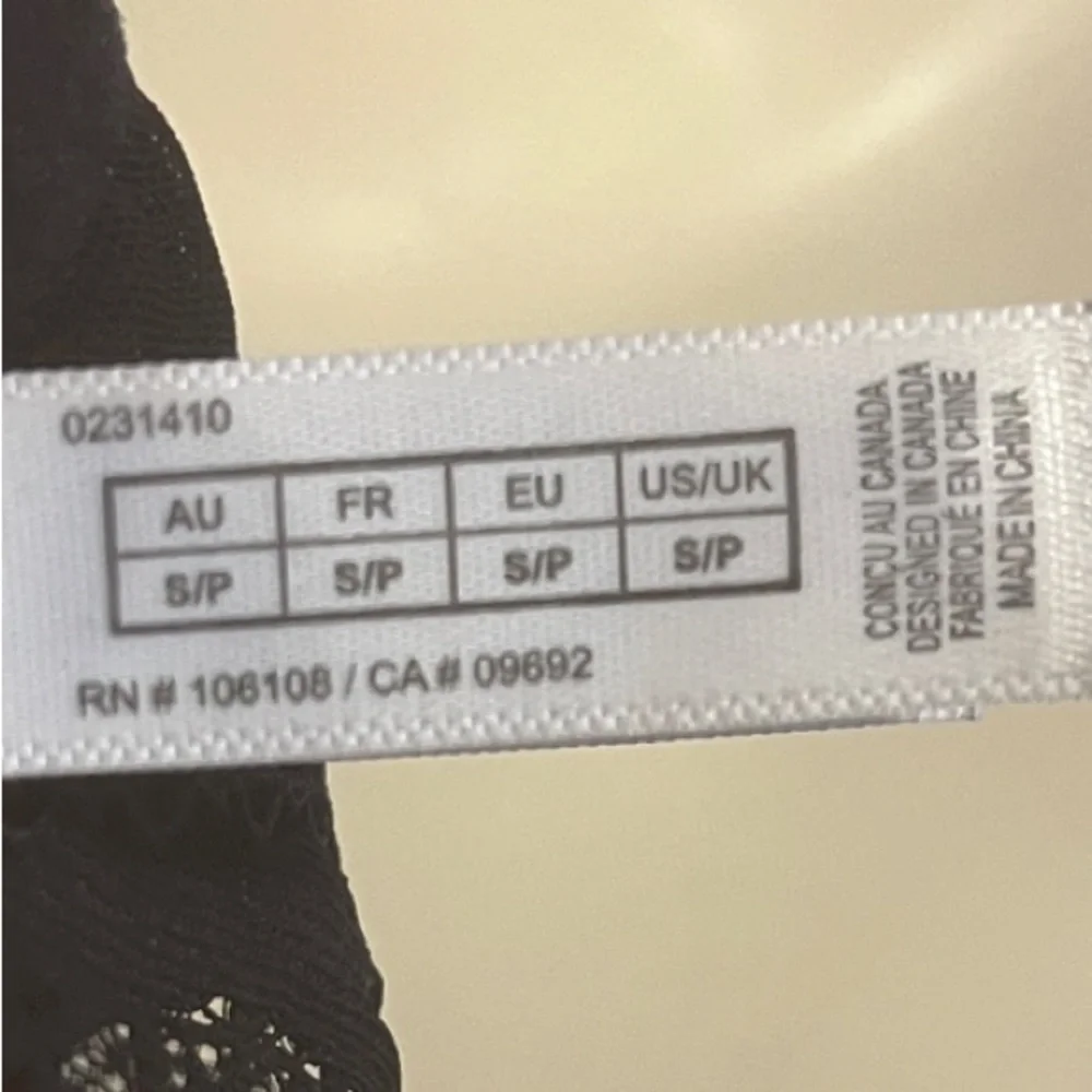 Blush Black Lace Bralette - Picture 6 of 8